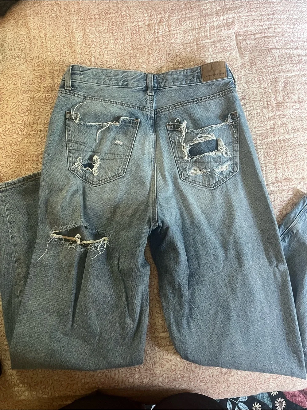 American Eagle Outfitters Distressed Blue Denim Jeans